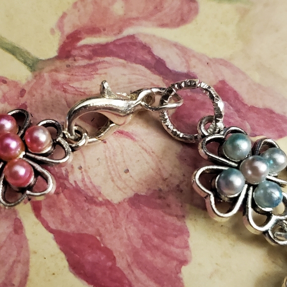 Handmade link bracelet with tiny pearl beads. - Picture 4 of 4